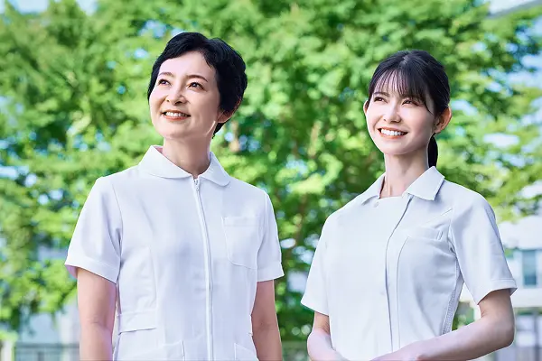 札幌立花病院の看護師採用サイトです。看護師の求人内容や募集要項について掲載しております。退職金制度や家族手当、住宅手当、無料送迎バス（手稲駅便、宮の沢駅便）など福利厚生が充実。ワークライフバランス重視で柔軟なシフト体制です。ブランクのある方や50～60代のベテランの方も幅広く活躍中です。病院見学も可能です。是非、お気軽にお問い合わせください。